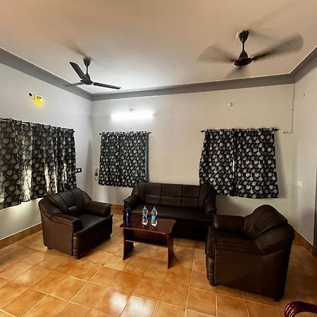 Madura Homestay - Gorgeous Home With 2Bhk 5 Minutes From Nh44 Madurai Exteriér fotografie