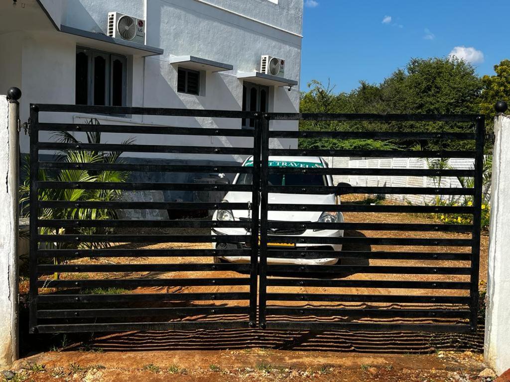 Madura Homestay - Gorgeous Home With 2Bhk 5 Minutes From Nh44 Madurai Exteriér fotografie